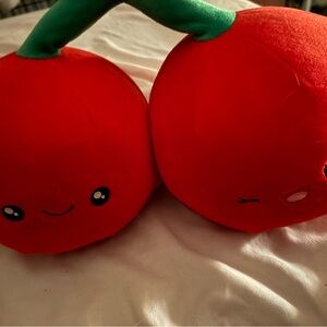 2/25$🍓⭐️ weighted stuffed cherries ! plush/pillow